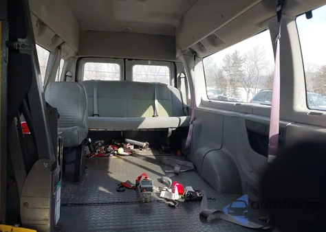 2008 Ford E-350 Super Duty Xl/Xlt from USA, damaged, VIN 1FBSS31L98DA28918